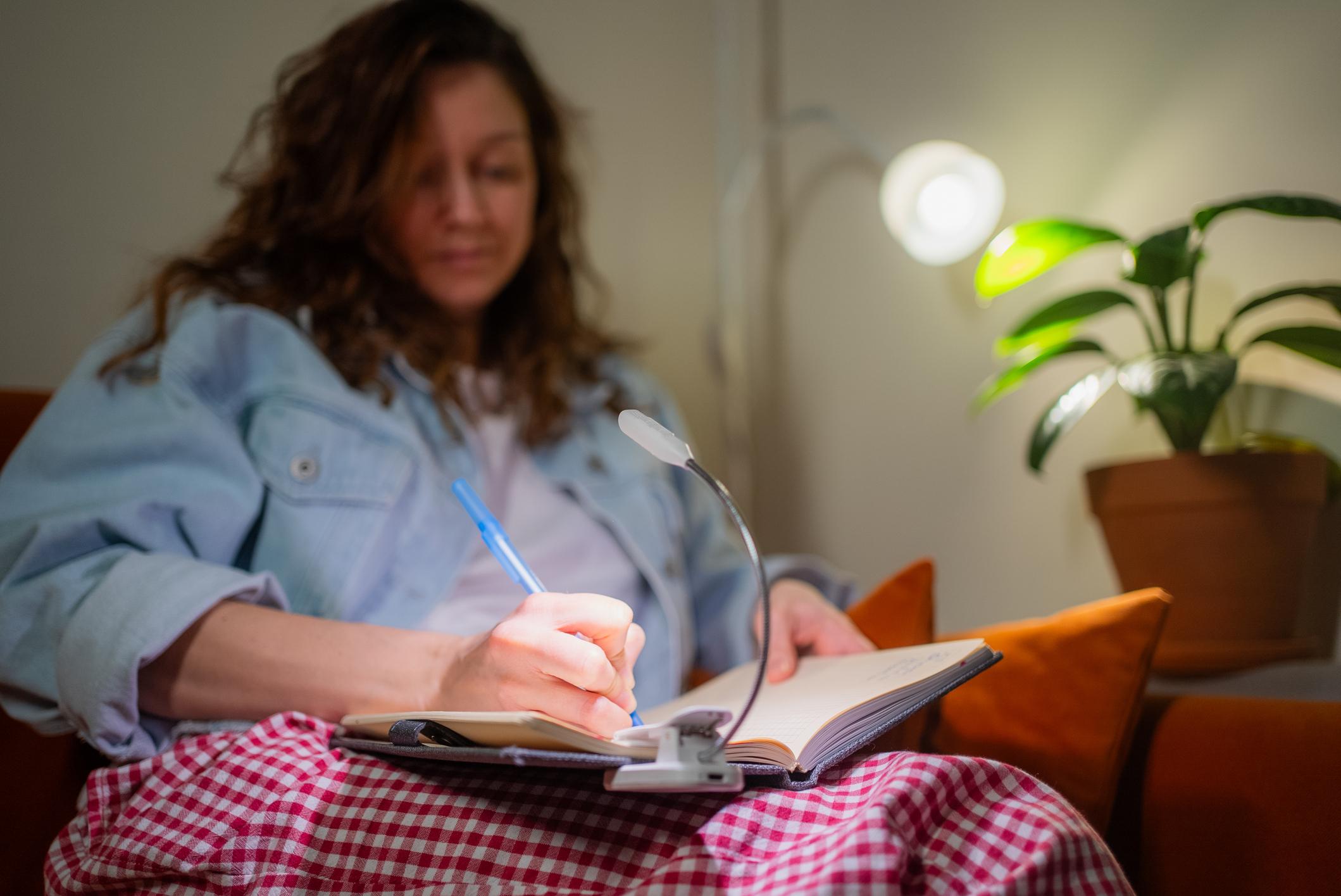 Menutup Hari dengan Rasa Syukur dan Pikiran yang Jernih